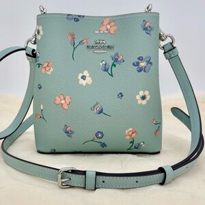 COACH Town Bucket Bag With Mystical Floral Print In Light Teal C8608